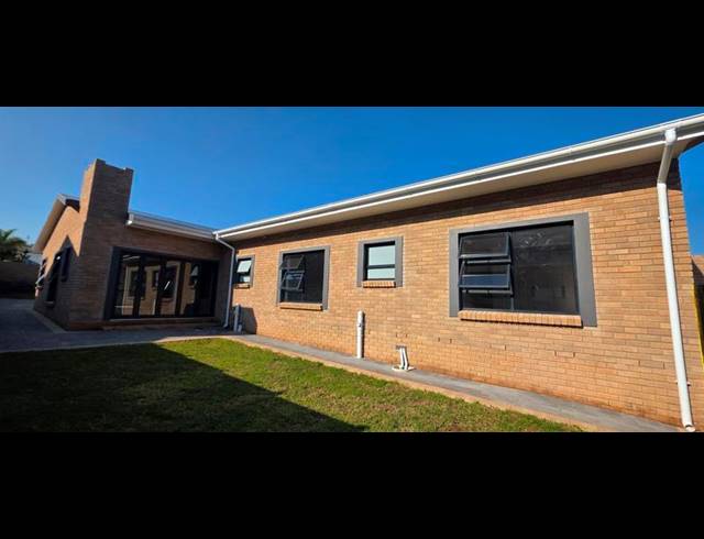 3 BEDROOM HOUSE FOR SALE IN ISLAND VIEW